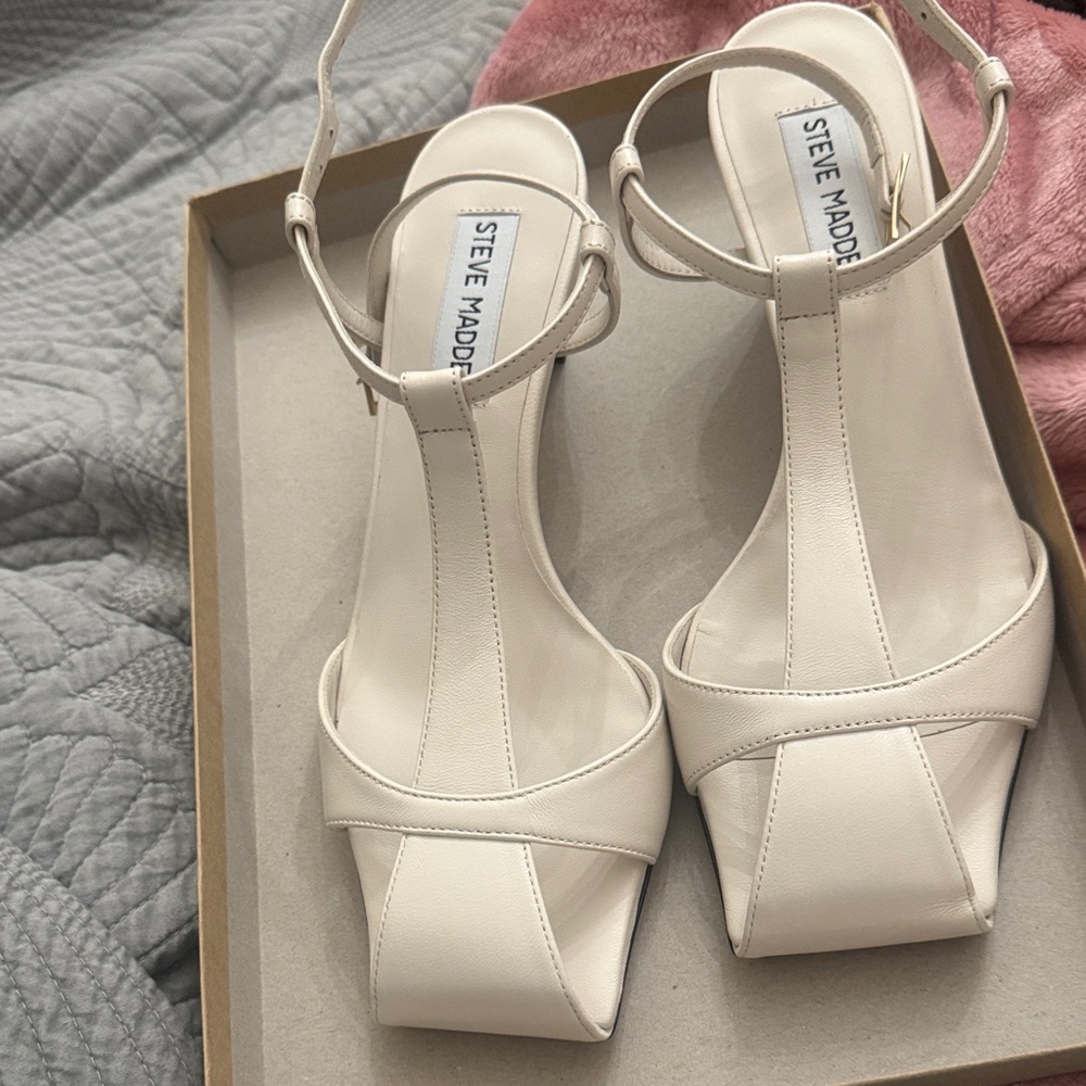 Steve Madden Women's Ivory Heels